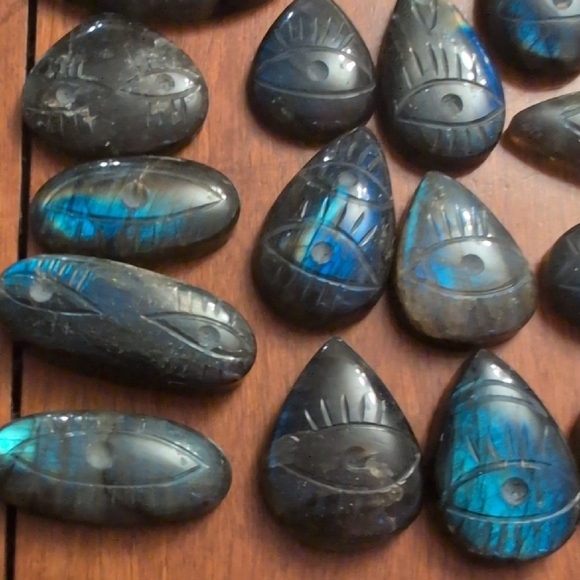 Blue Labradorite Cabochons - Picture 3 of 8